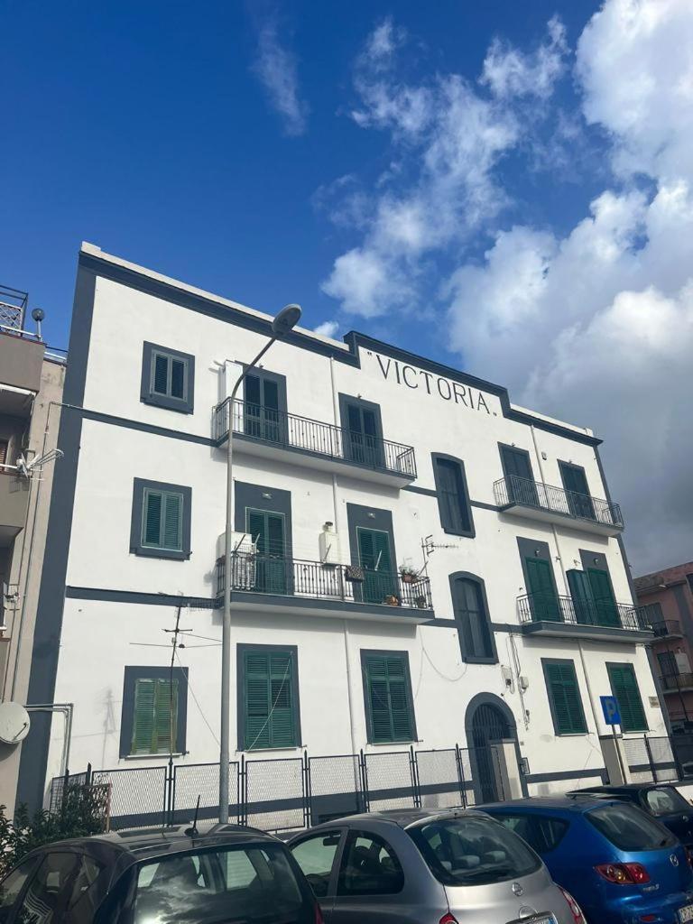טורה אנונציאטה Victoria Apartments מראה חיצוני תמונה